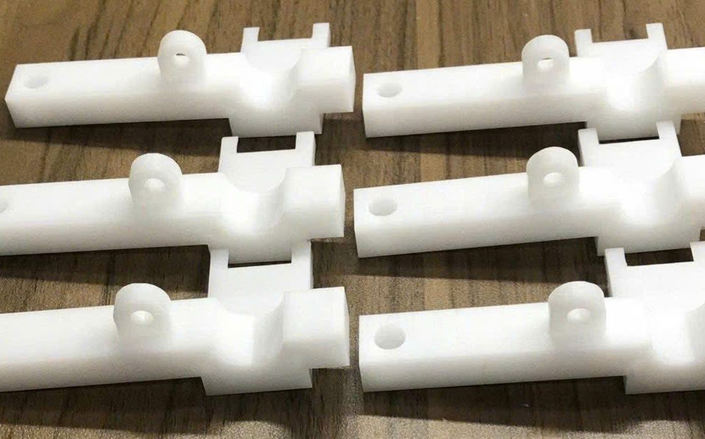 Chi tiết nhựa kỹ thuật POM gia công CNC